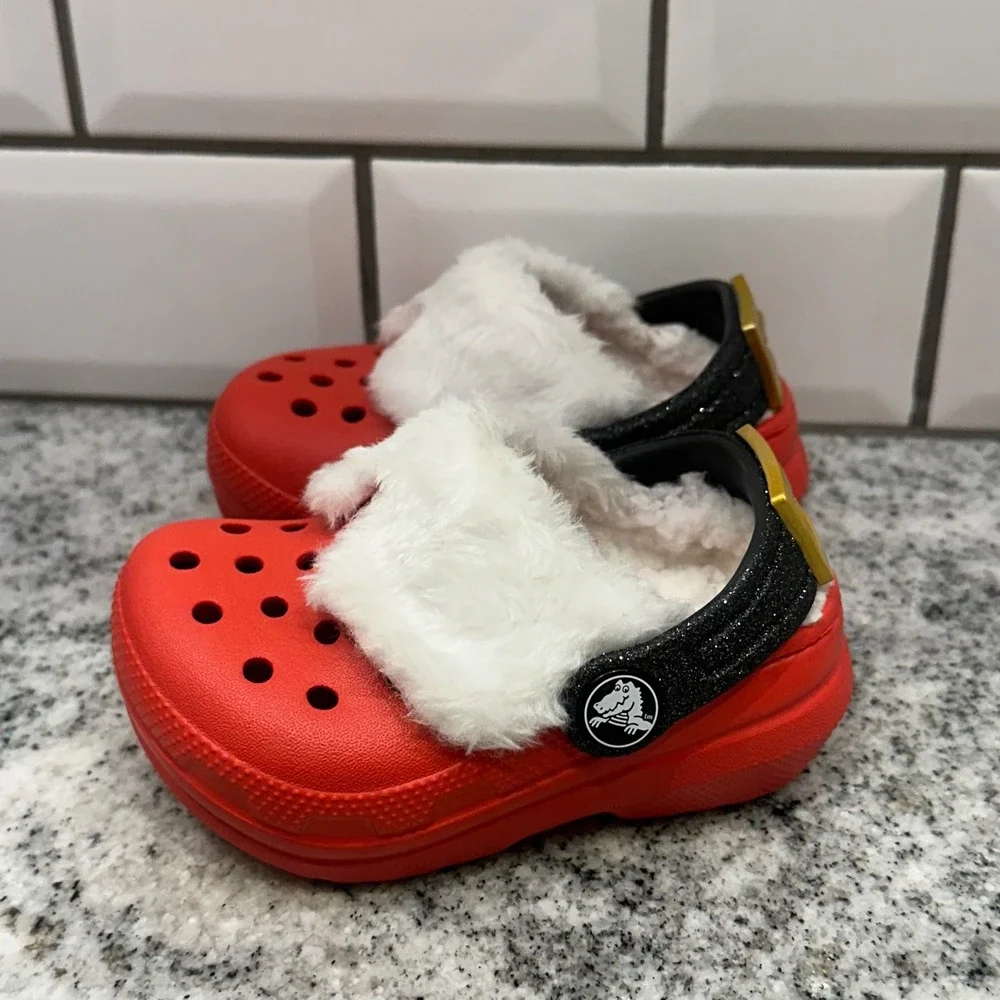 CROCS classic clog